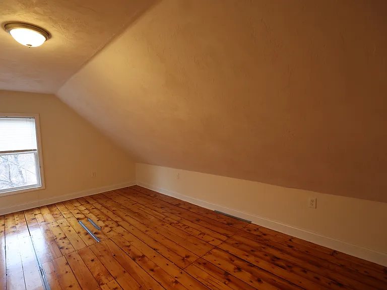 62 Lincoln St #2 — Photo 10