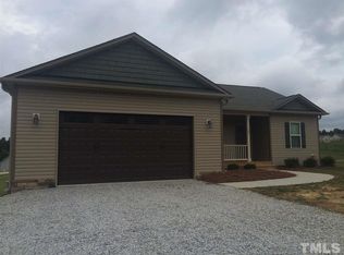 162 W Letchworth Dr, Zebulon, NC 27597