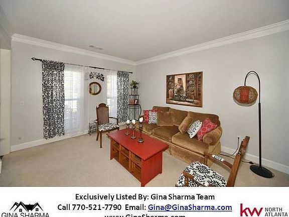 3rd image of 115 Rexford Ln