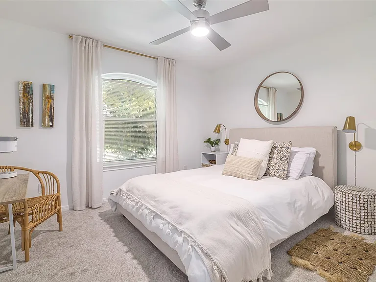 8820 Escabosa Dr — Photo 25