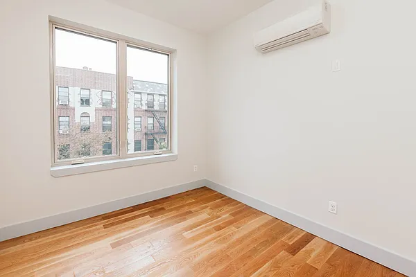 Rented by Nooklyn NYC LLC | media 14