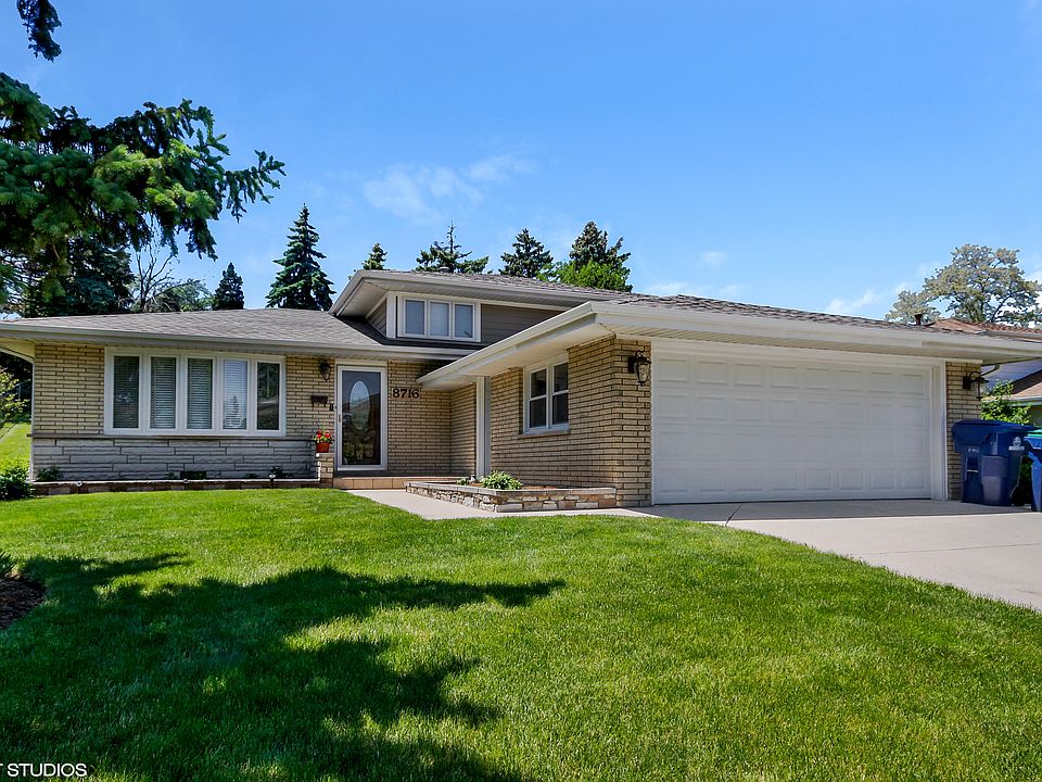 1st image of 8716 S 85th Ct