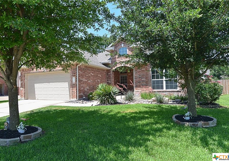 1st image of 2614 Plantation Dr