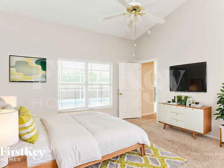 2841 Picadilly Cir — Photo 12