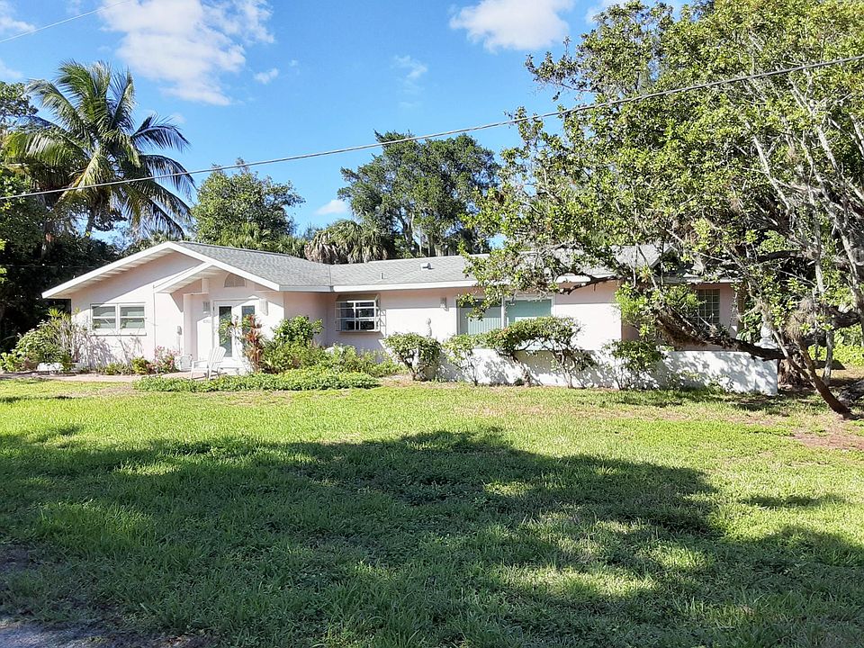 1st image of 1018 Demere Ln