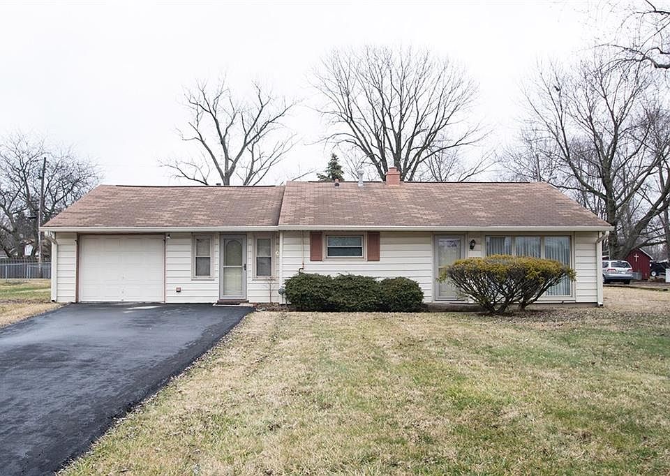 1st image of 3305 Englewood Dr