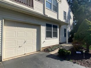 166 Lindfield Cir #166, Macungie, PA 18062