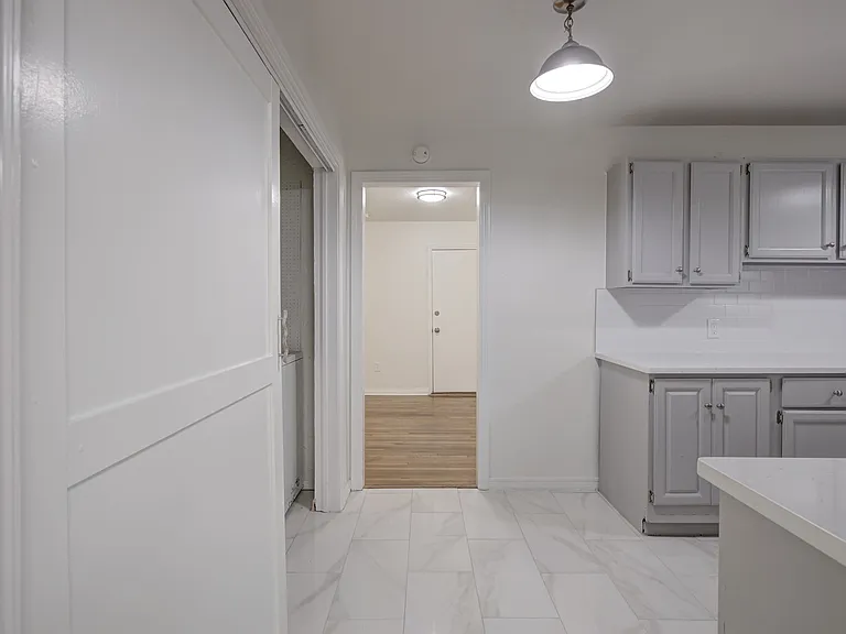 821 NW 48th St — Photo 10