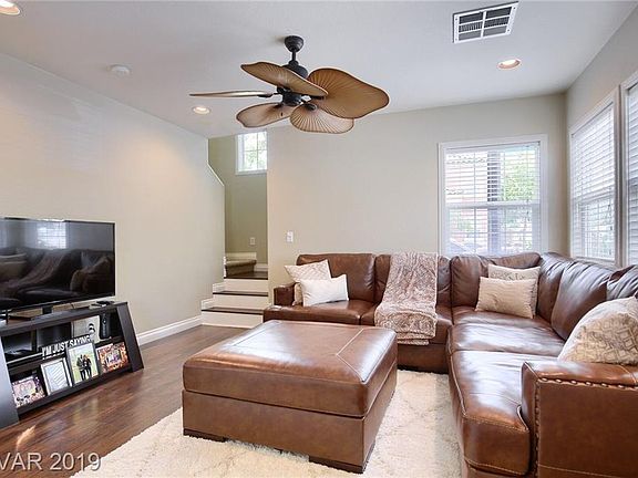 3rd image of 9148 Pearl Cotton Ave