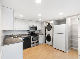 652 Green Jade Dr, Fenton, MO 63026