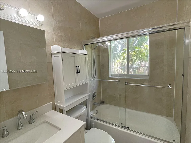 95 Edgewater Dr #207 — Photo 3