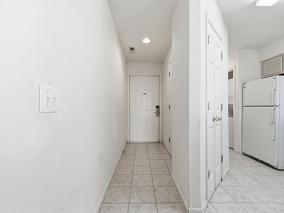 5th image of 541 White River Dr. #16A