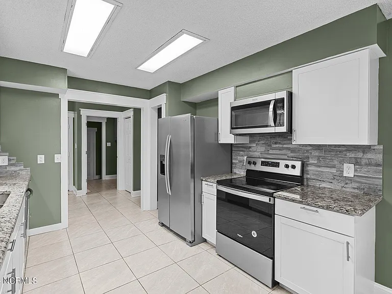 5722 Gondolier Dr — Photo 12