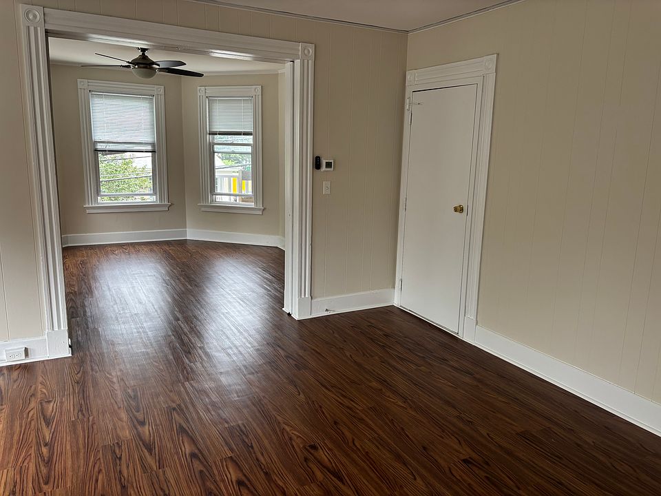 Dining Room looking into Great Room