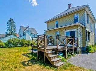 25 Highland Ave, Chicopee, MA 01013