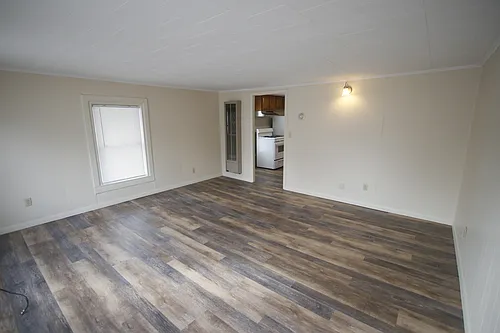225 W Miller St #4 Photo 1