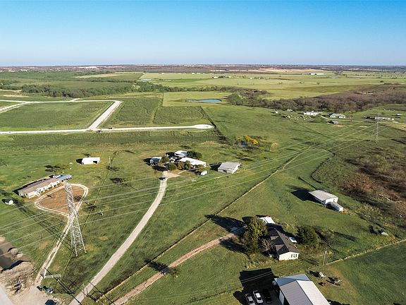 3rd image of 3510 Cattle Dr