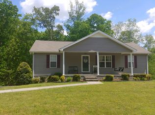 415 Lakeshore Dr, McMinnville, TN 37110