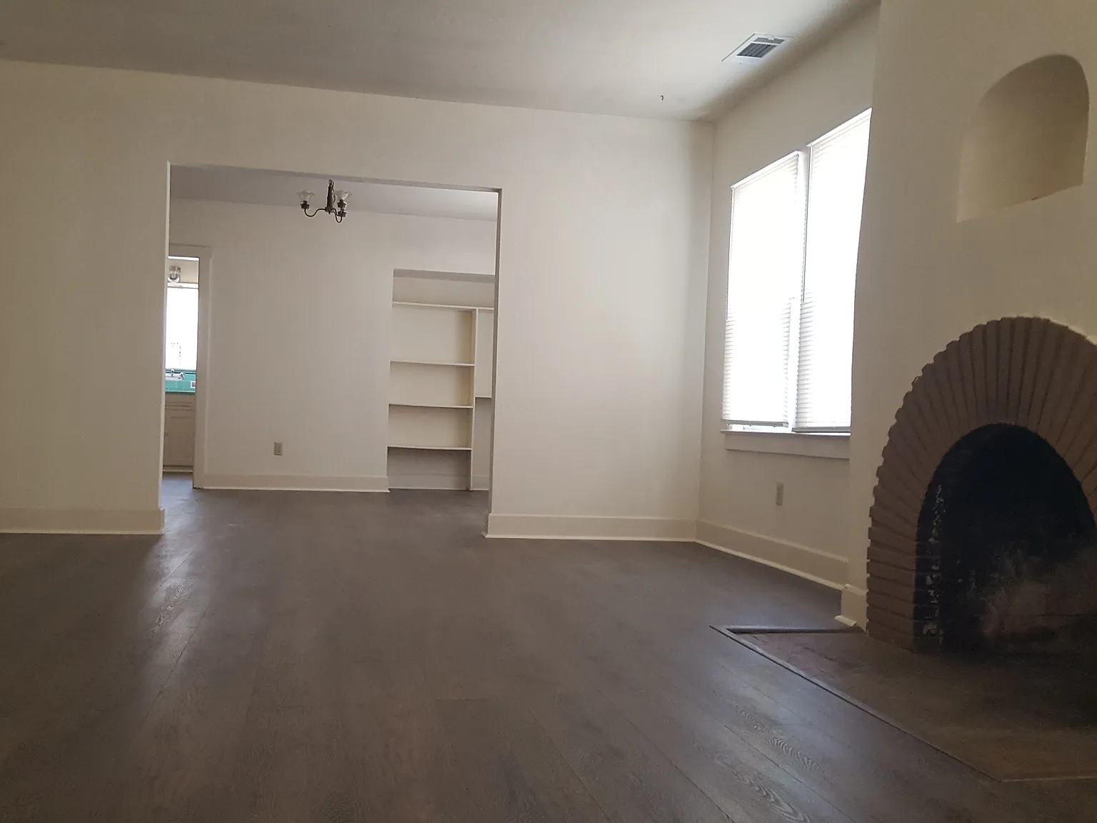 2 bed, 1288 sqft, $2,250 — Photo 4