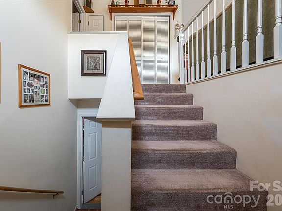 2nd image of 240 Taylor Cir