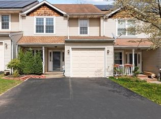 31 Cottonwood Dr, Holland, PA 18966