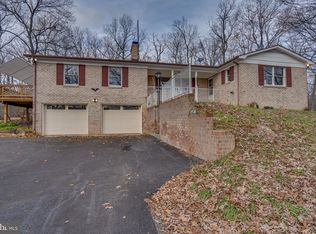 118 Chapel Hill Rd, Cross Junction, VA 22625