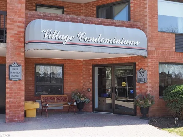 35 Bute St #107, North Dumfries, ON N0B 1E0