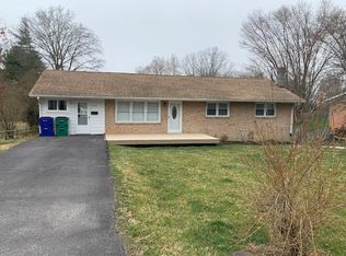 1903 Shadow Lake Rd, Blacksburg, VA 24060