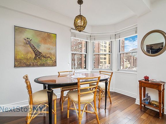 3rd image of 333 E 55th St APT 10E