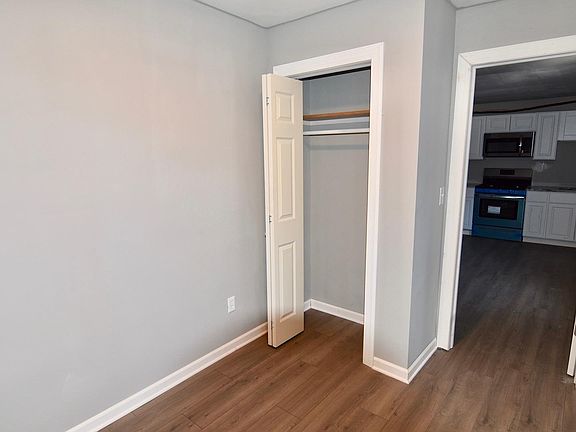 4th image of 2204 N Howard St #1