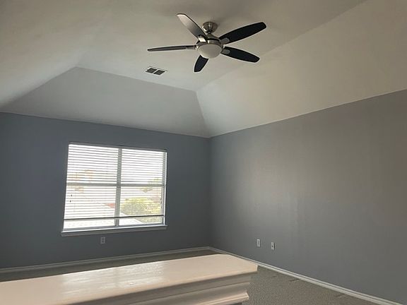4th image of 843 Applecross Ct