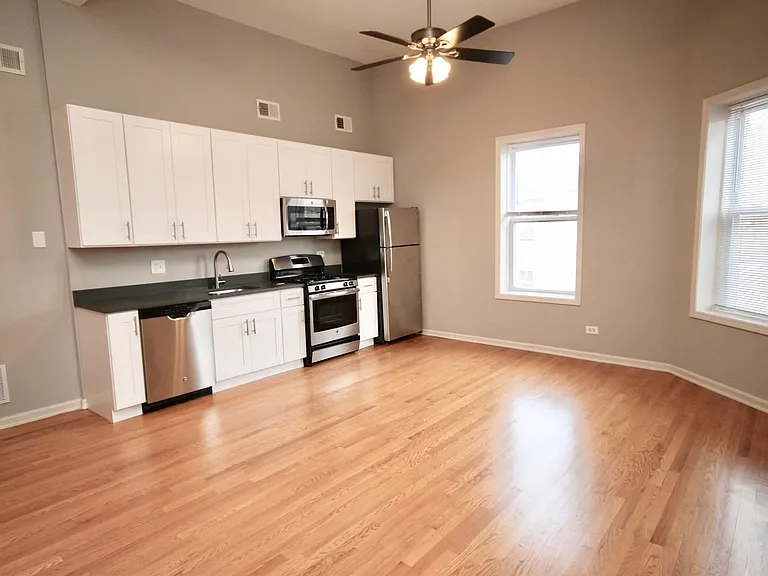 617 W Drummond Pl #3CE — Photo 13