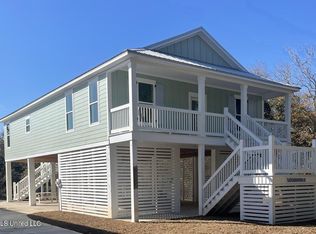 219 Demetz Ave, Pass Christian, MS 39571