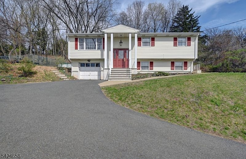 1st image of 1006 Black Oak Ridge Rd