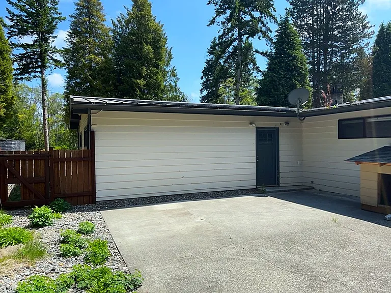 3451 Haynie Rd — Photo 15