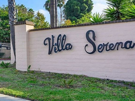 2nd image of 875 W San Ysidro Blvd Unit 8