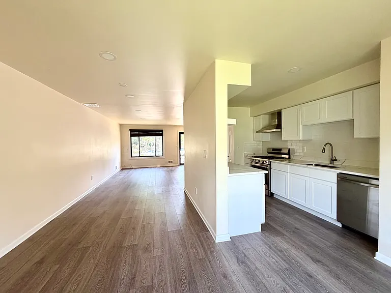 97 Hampton Pl #NA — Photo 7