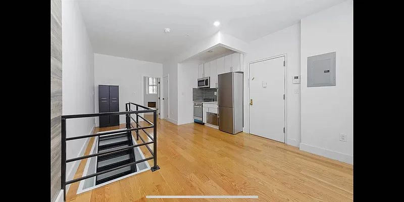 Rented by Compass | media 10