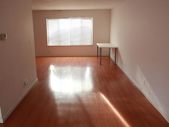 2nd image of 2920 Lambeth Ct