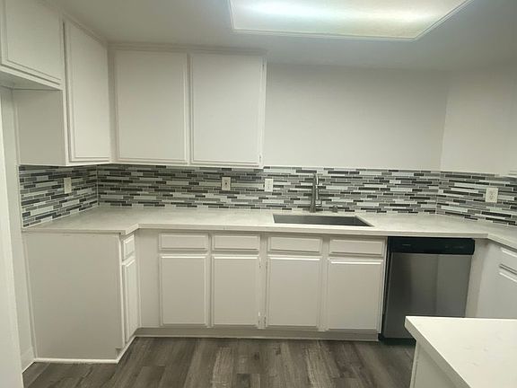 4th image of 1429 E Florida St APT 204