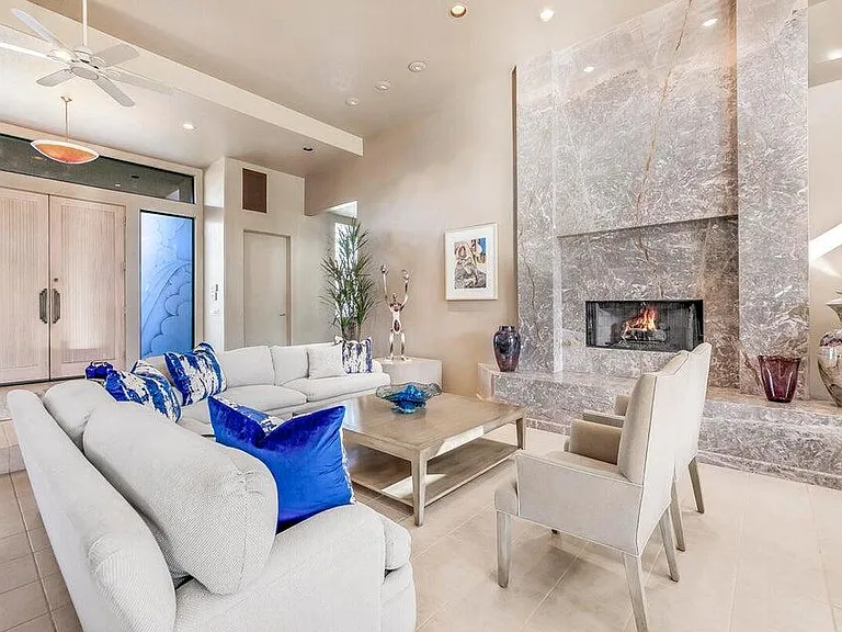 45625 Apache Rd — Photo 3
