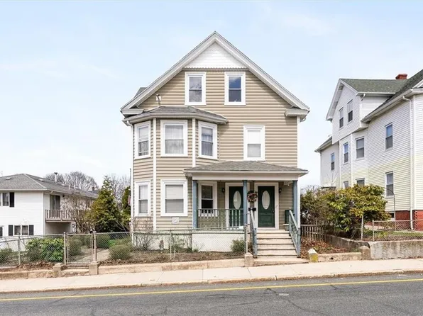 52-54 John St, Cumberland, RI 02864