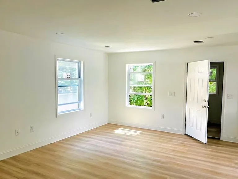 88 N 16th St #2 — Photo 2