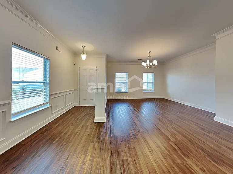 24 Madeline Cir — Photo 4