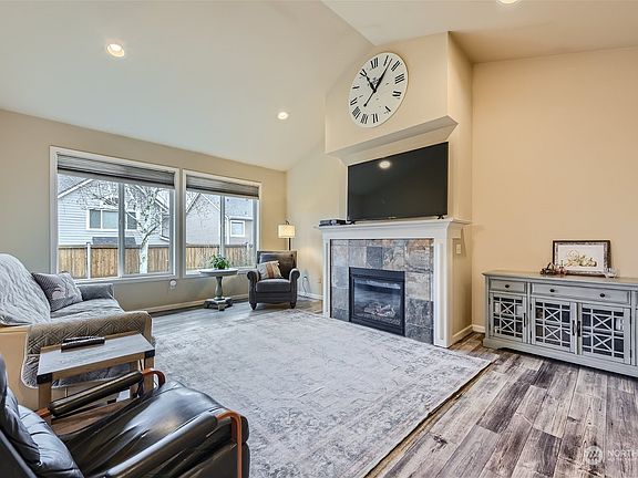 5th image of 16915 138th Avenue E