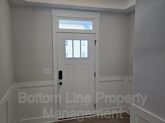 4th image of 111 Viburnum Rd