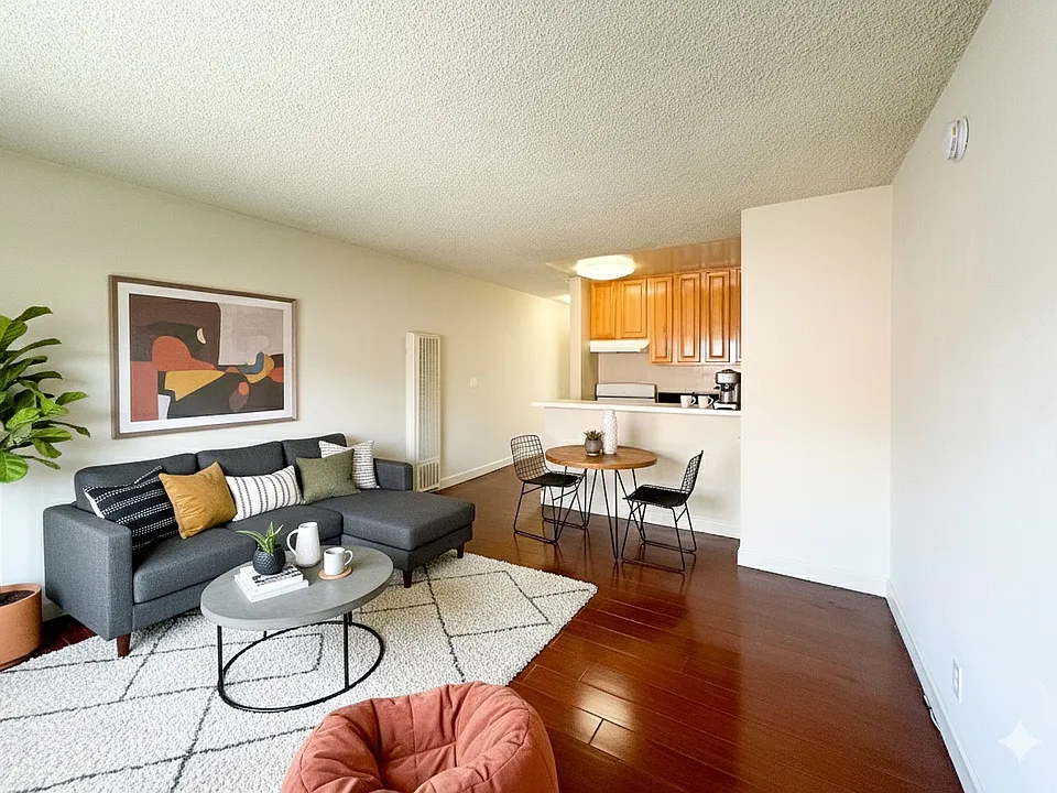 4641 La Mirada Ave #16