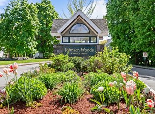 35 Johnson Woods Dr #35, Reading, MA 01867