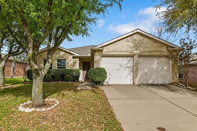 1st image of 3912 Vinyard Way