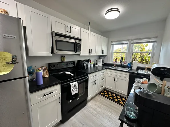 537 S Water St, Kent, OH 44240